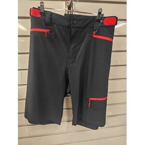 Luhta Akaa, shortsit